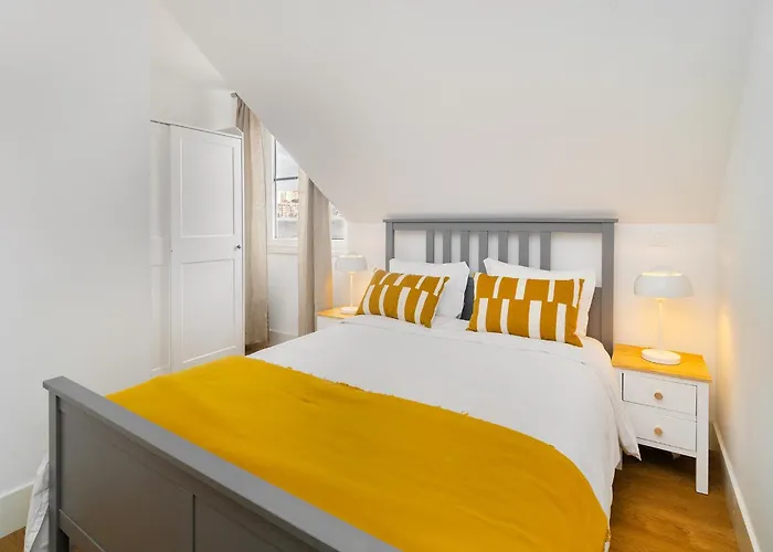 Modern Lisbon Apartments By Soulplaces