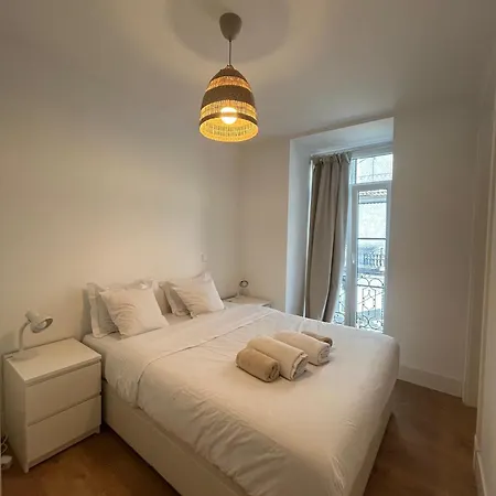 Modern Lisbon Apartments By Soulplaces Room photo